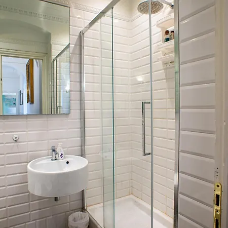 Liberty - 5 Terre Appartement *